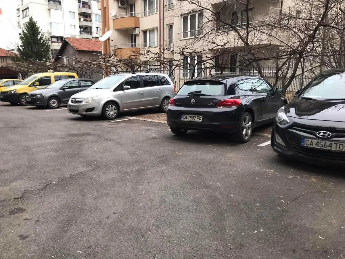 Eu Metro Station, City Center, Lovely 3-Bedroom Apartment, Free Parking Sofia 0*,  Bulgaria